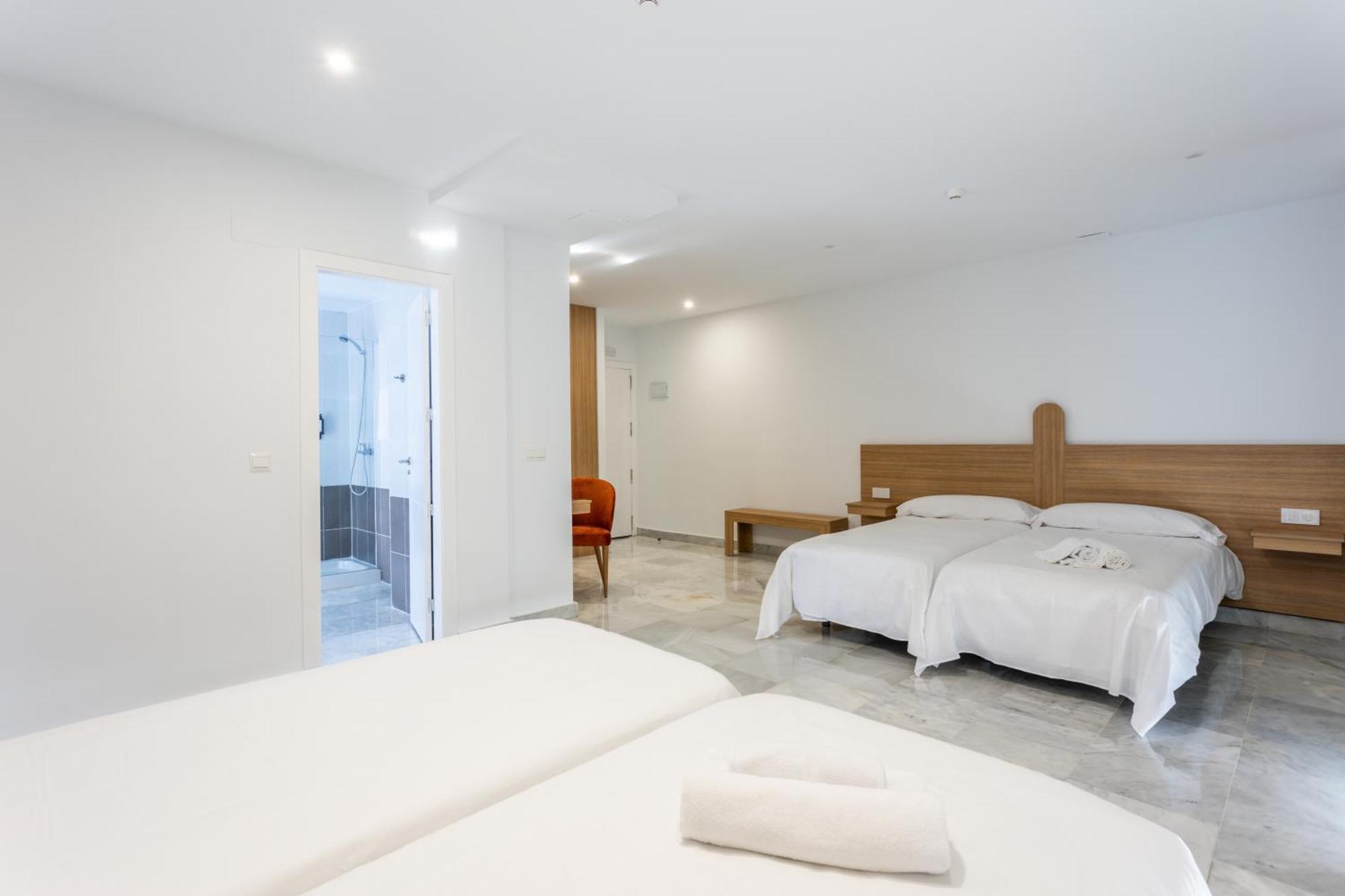 Hotel El Tujjar لوس باريّوس المظهر الخارجي الصورة