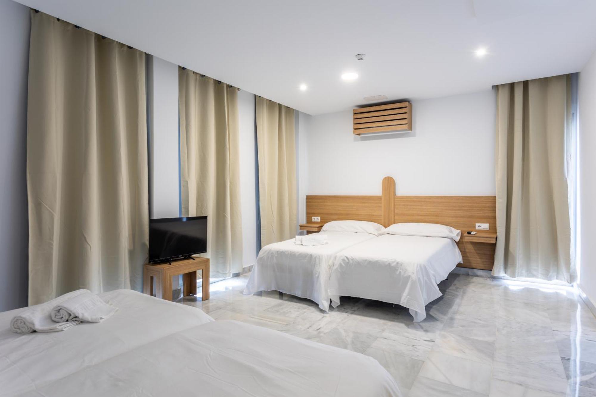 Hotel El Tujjar لوس باريّوس المظهر الخارجي الصورة
