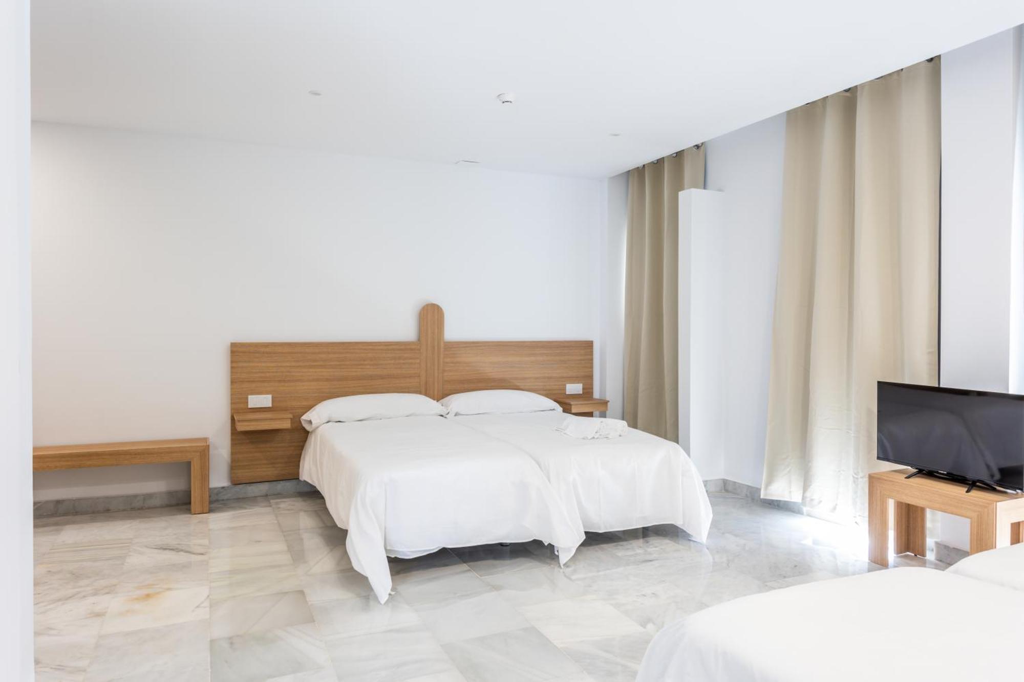 Hotel El Tujjar لوس باريّوس المظهر الخارجي الصورة