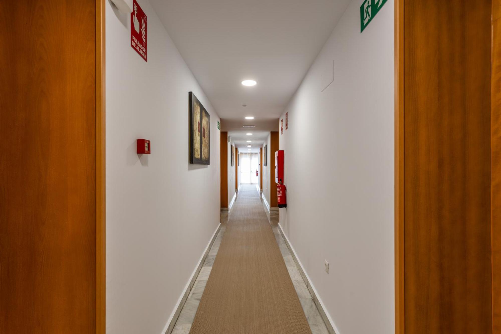 Hotel El Tujjar لوس باريّوس المظهر الخارجي الصورة