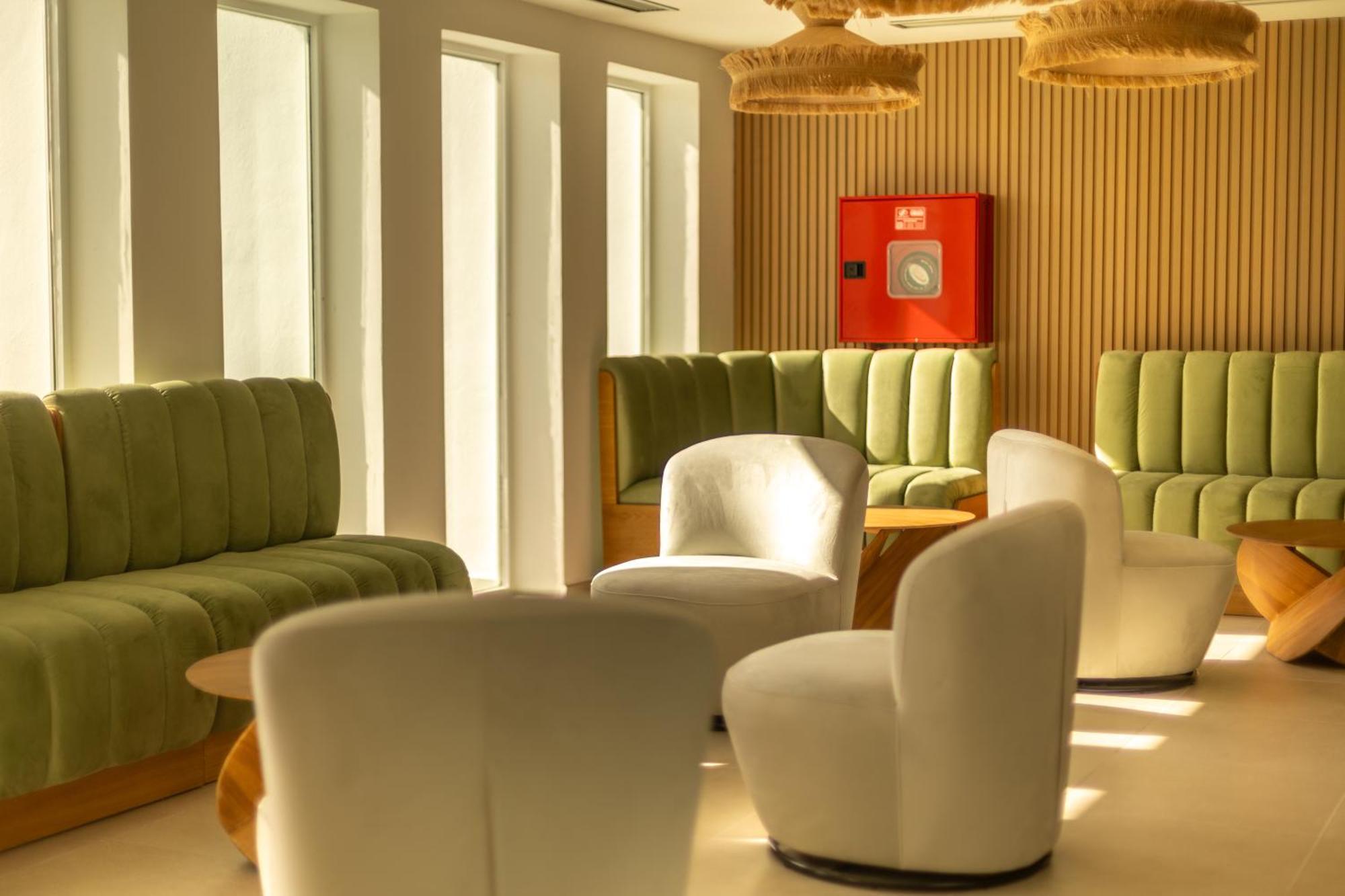 Hotel El Tujjar لوس باريّوس المظهر الخارجي الصورة