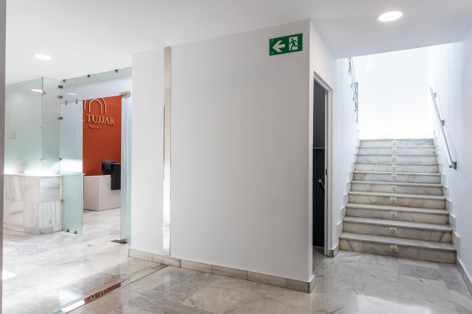 Hotel El Tujjar لوس باريّوس المظهر الخارجي الصورة